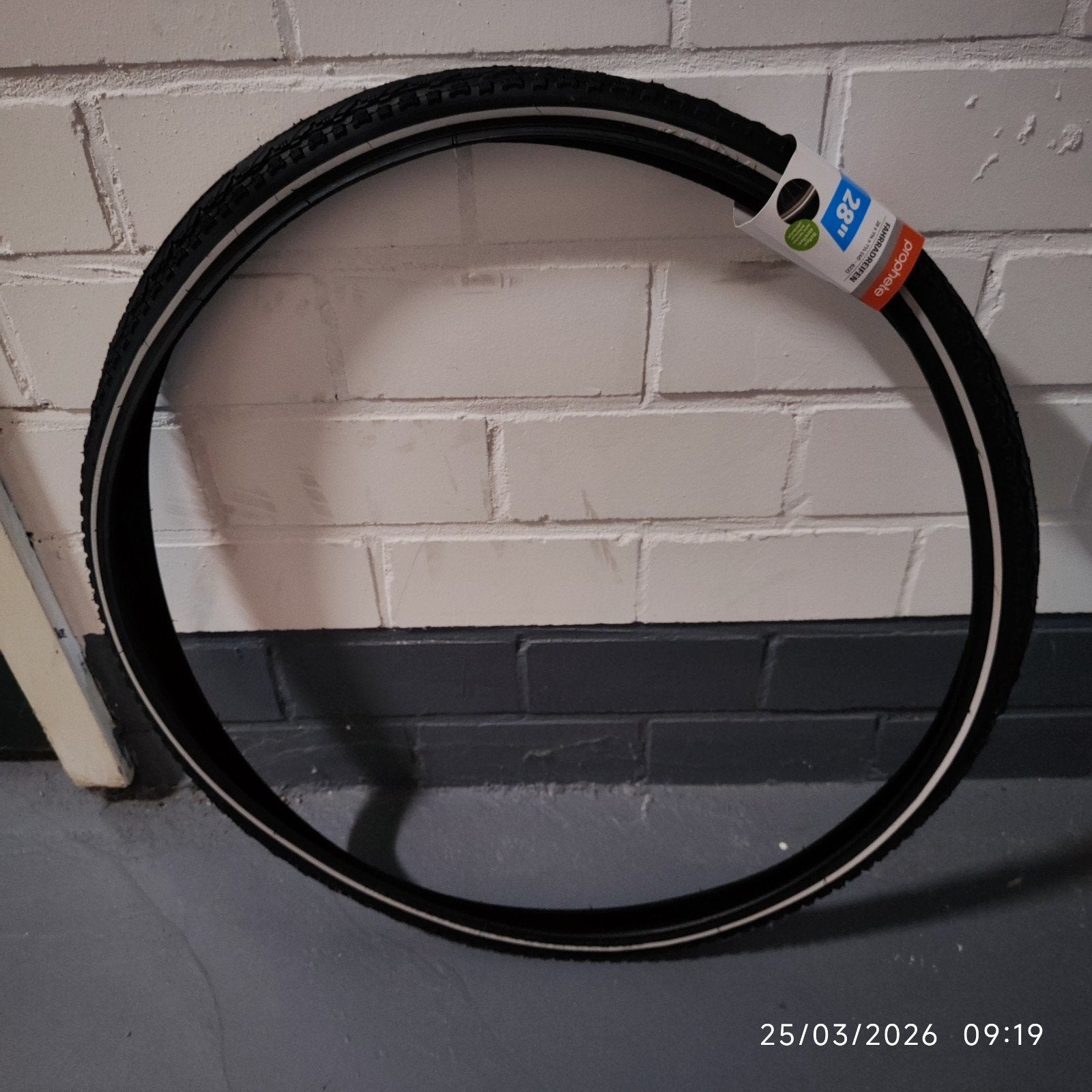 Prophete fietsband 28 inch, Ophalen