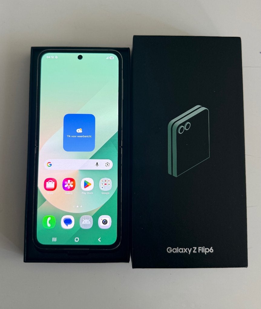 Te koop/ruilen ZGAN Samsung Galaxy Z Flip6 256gb 5G groen, Overige kleuren, Ophalen of Verzenden, Zo goed als nieuw, Zonder simlock