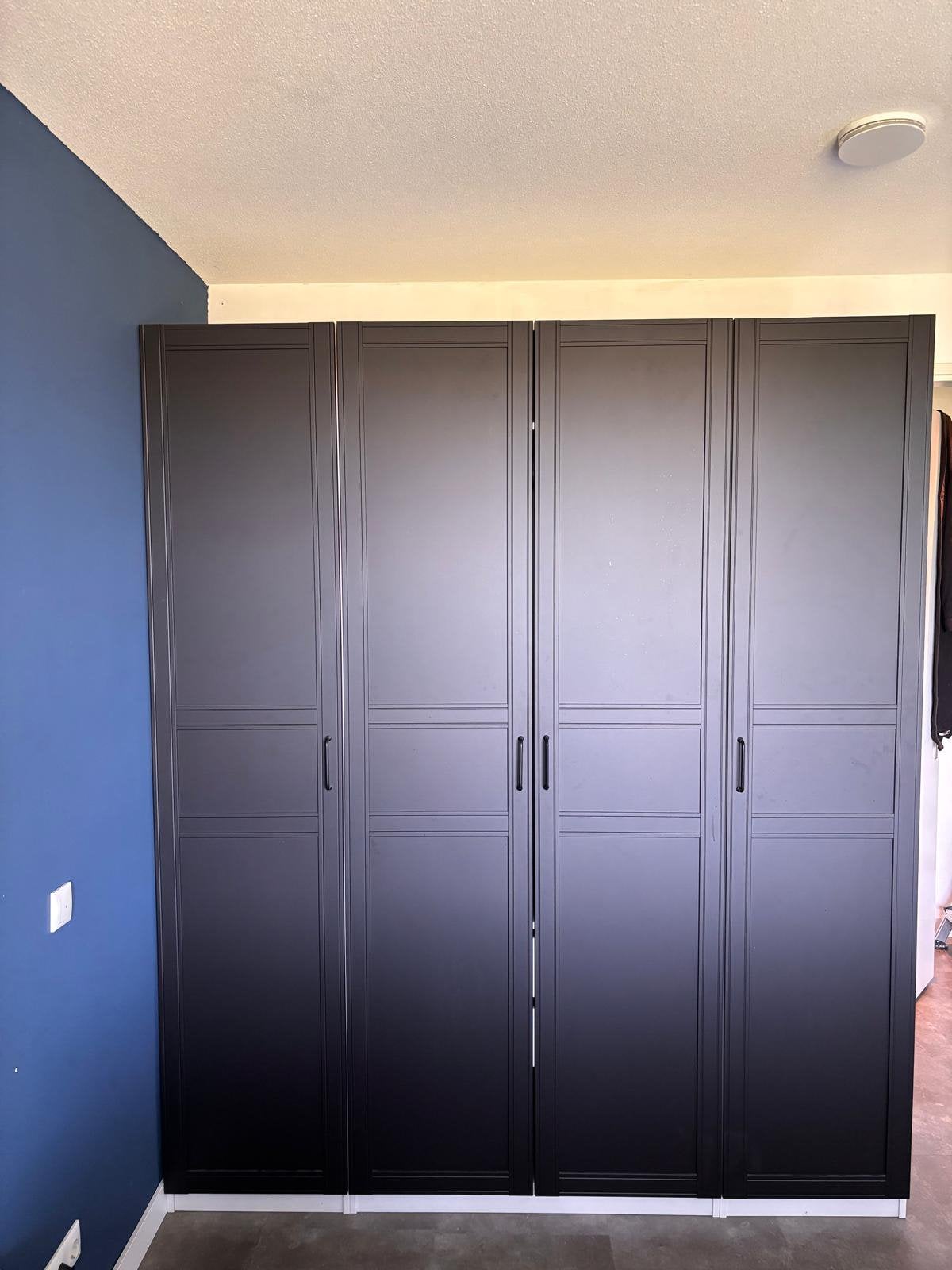 Te koop kleding kast zwart, Huis en Inrichting, Kasten | Kledingkasten, Ophalen, 50 tot 100 cm, Zo goed als nieuw, 150 tot 200 cm