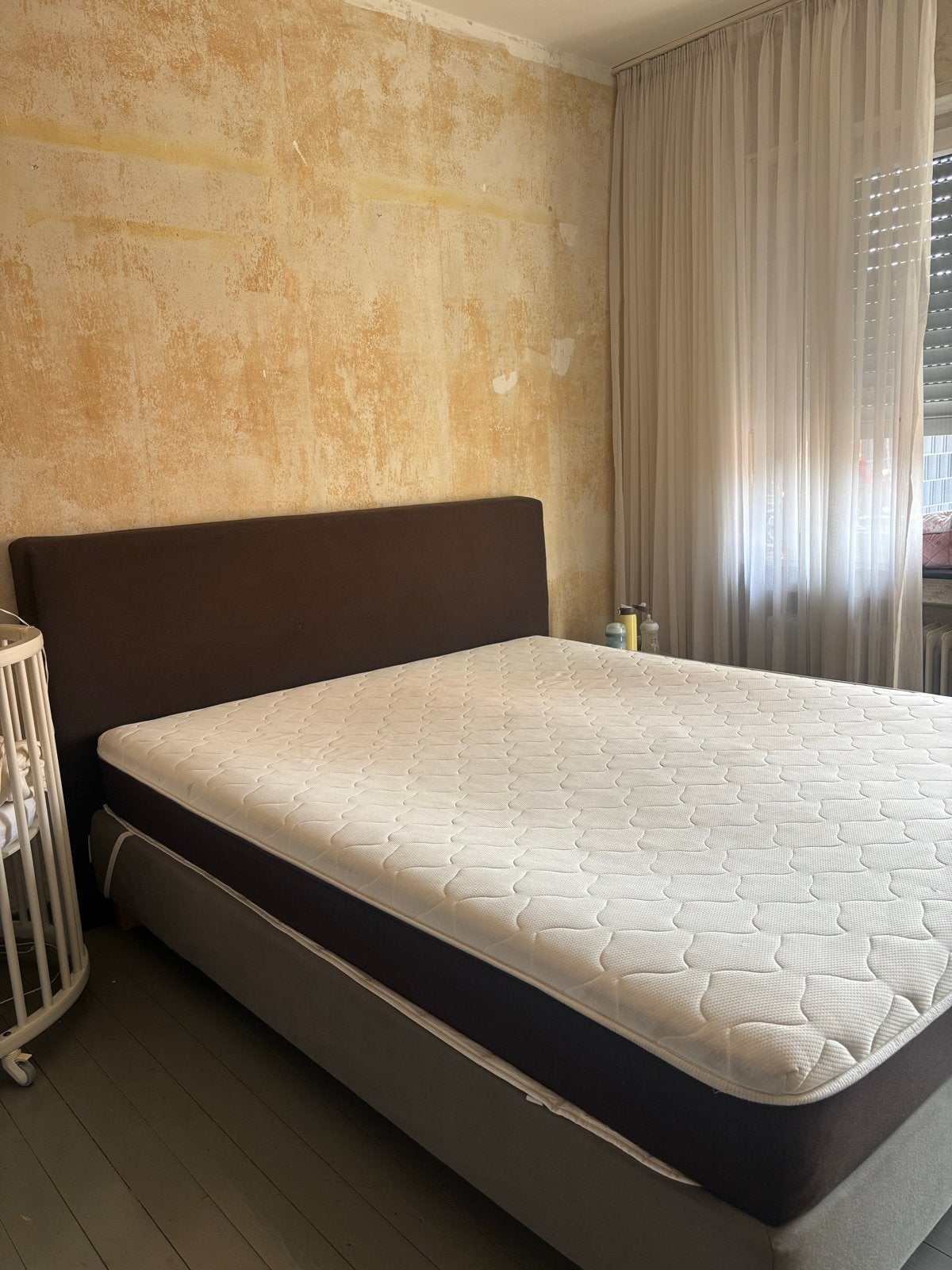 Tweepersoons bed bruin/grijs 200x180, Ophalen, Gebruikt, Bruin, Tweepersoons
