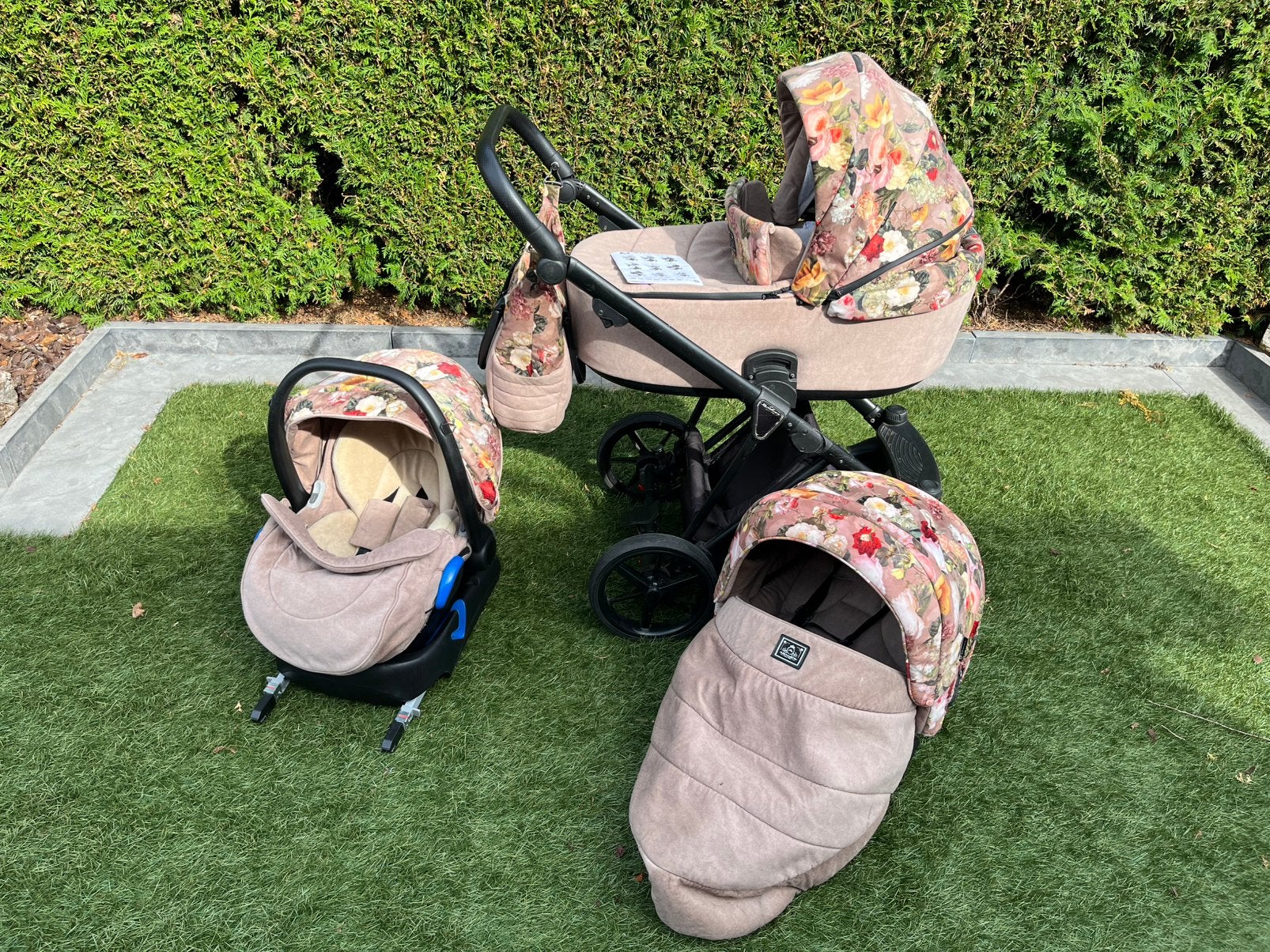 Kinderwagen, driedelig, adamex, beige, bloemen, isofix, Ophalen, Overige merken, Verstelbare duwstang