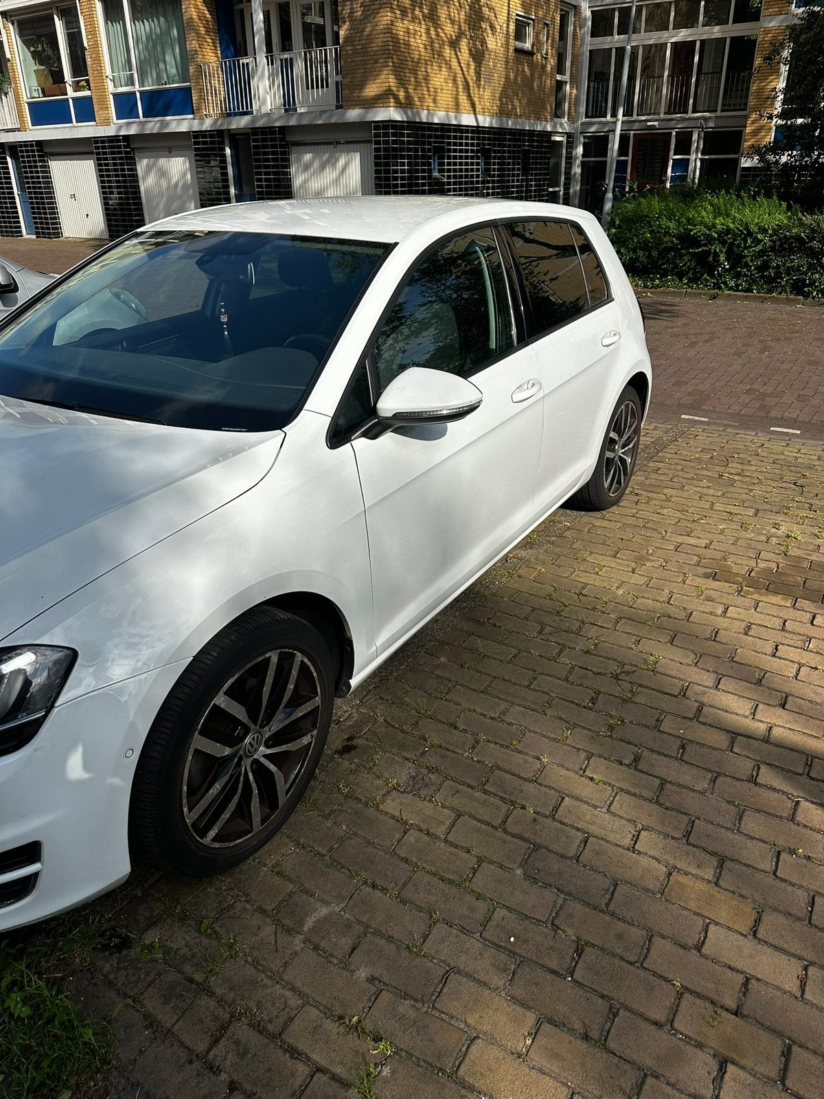 Volkswagen Golf 1.4 TSI 90KW DSG 2013 Wit, 4 cilinders, 1395 cc, 630 kg, Navigatiesysteem