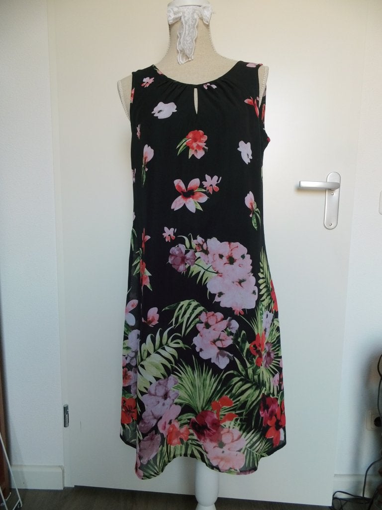 Jurk maat 36 van Dresses Yessica., Meerkleurig, Dresses Yessica, Ophalen of Verzenden, Zo goed als nieuw