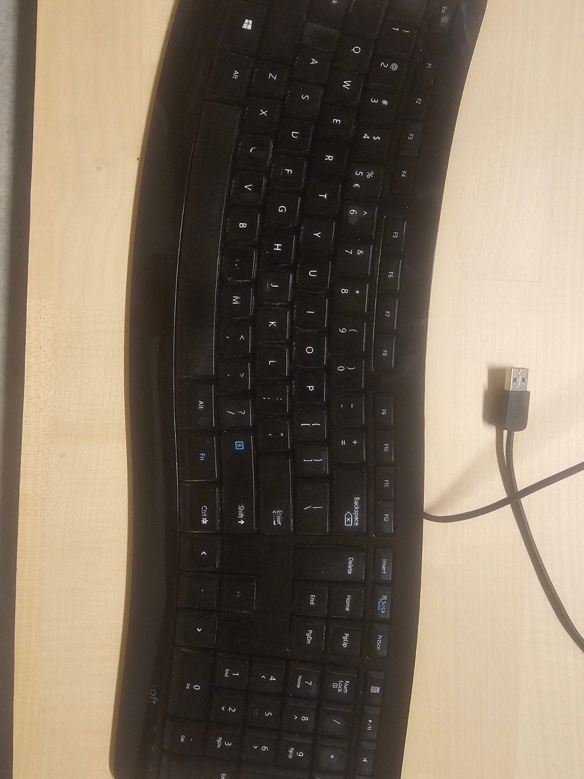 Microsoft Comfort Curve Keyboard 3000, Computers en Software, Toetsenborden, Ophalen, Gebruikt, Qwerty, Microsoft