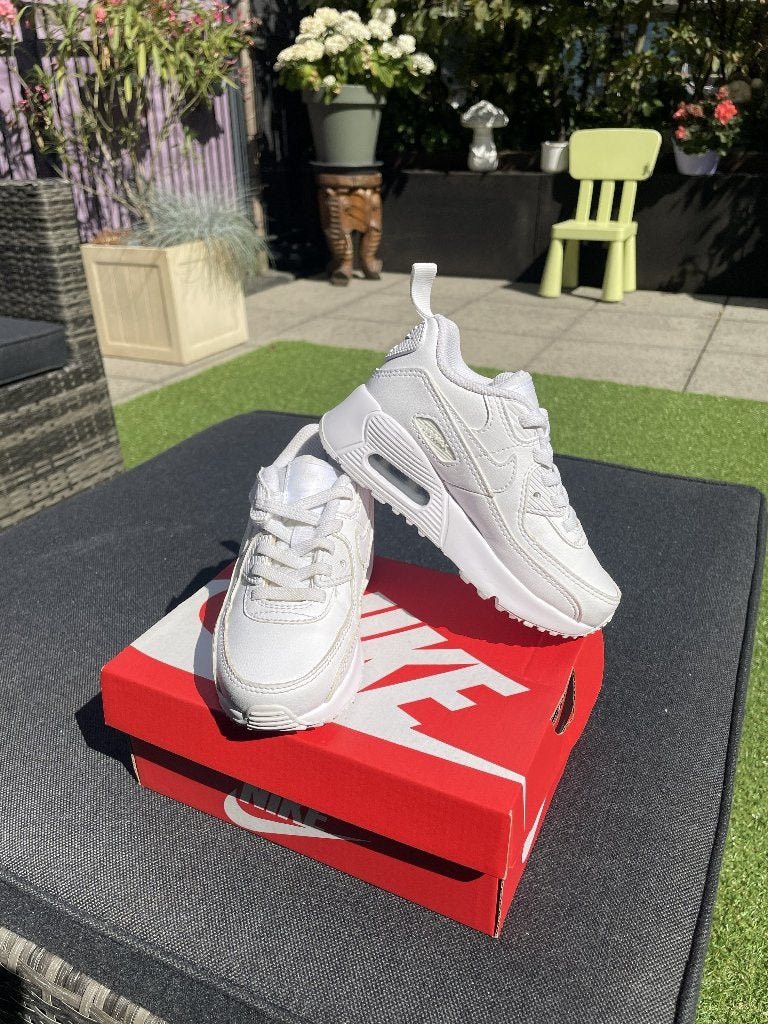 Nike air max (wit), Ophalen of Verzenden, Zo goed als nieuw, Nike, Jongen of Meisje