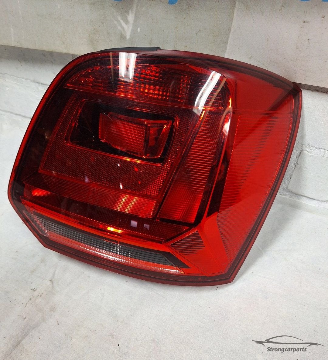 Achterlicht VW Polo 6C rechts compleet 6C0945096F goede staa, Auto-onderdelen, Verlichting, Gebruikt, -, Volkswagen, -