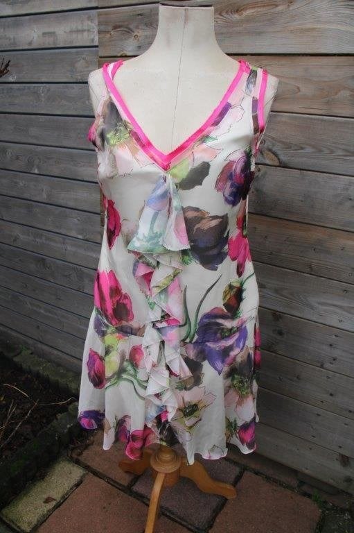 Jurk creme/ roze Ted Baker mt 3 (EU38) Vaste prijs, Maat 38/40 (M), Ophalen of Verzenden, Zo goed als nieuw, Knielengte