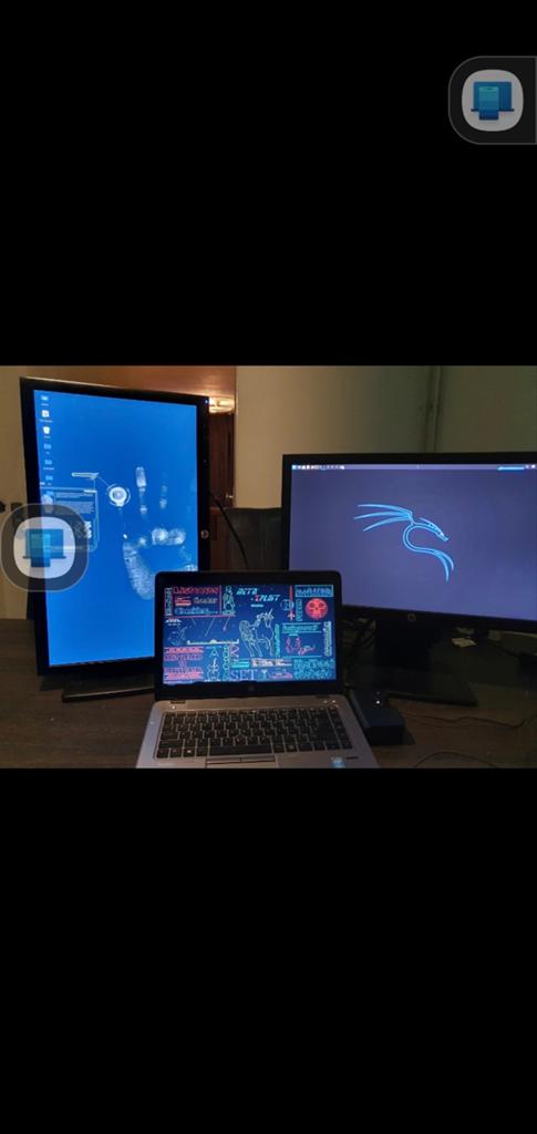 Hp Lcd schermen 2x plusdocker + Hp elitebook G2 Full kali, Ophalen of Verzenden, Zo goed als nieuw, Overige merken