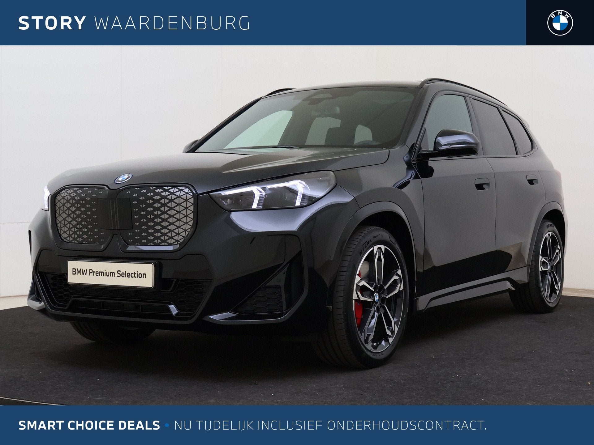 BMW iX1 eDrive20 M Sport / Panoramadak / Achteruitrijcamera, Dealer onderhouden, Met garantie (alle), Cruise Control, Zwart