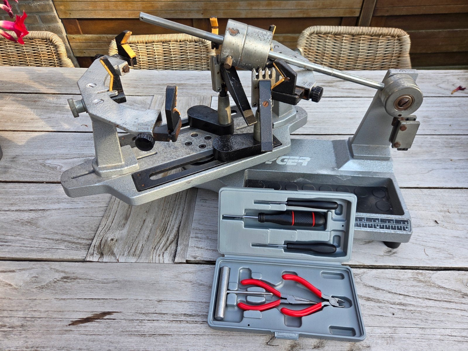 bespanmachine Tyger tennis, Gebruikt, L00, Racket, Ophalen