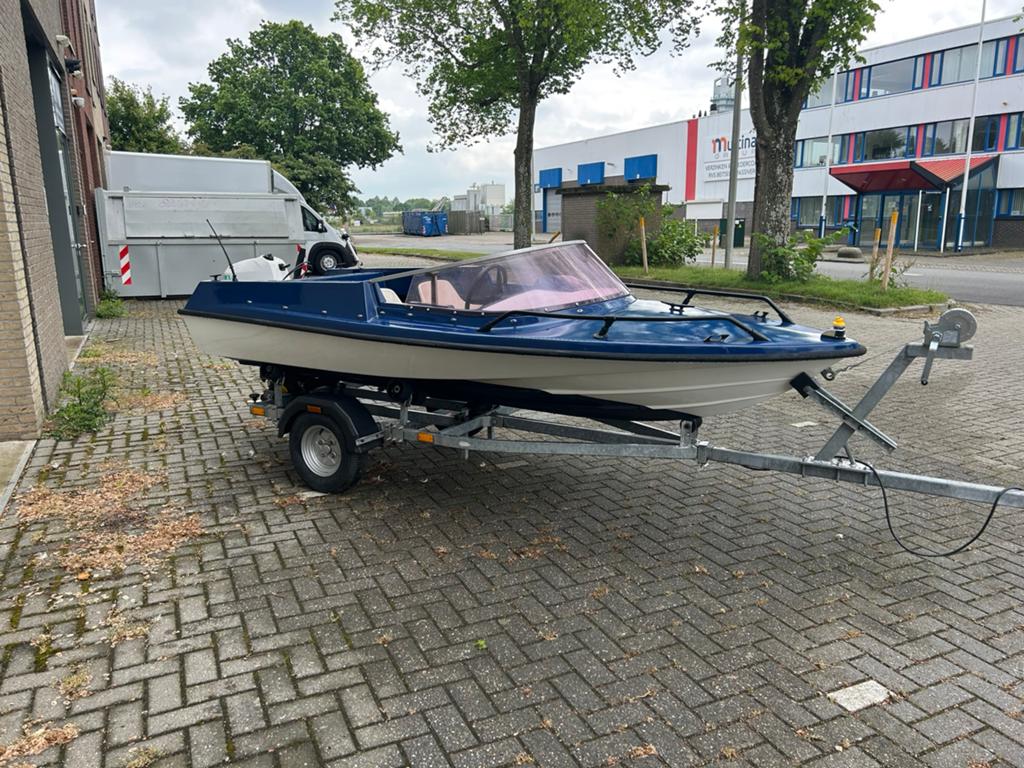 Leuke speedboot met trailer, direct vaarklaar! Merk Placom, Watersport en Boten, Speedboten, Gebruikt, Overige merken, Benzine
