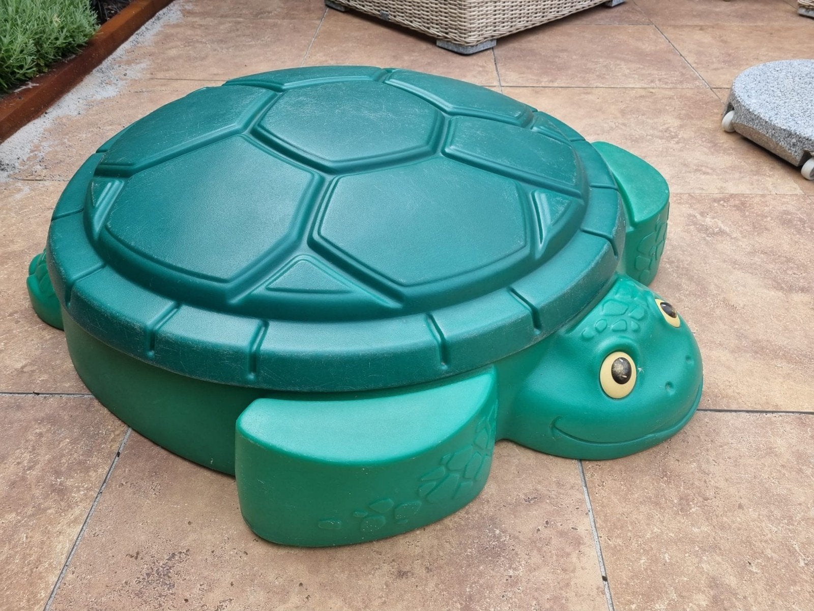 Little Tikes Schildpad Zandbak met Deksel, Kinderen en Baby's, Speelgoed | Buiten | Zandbakken, Ophalen