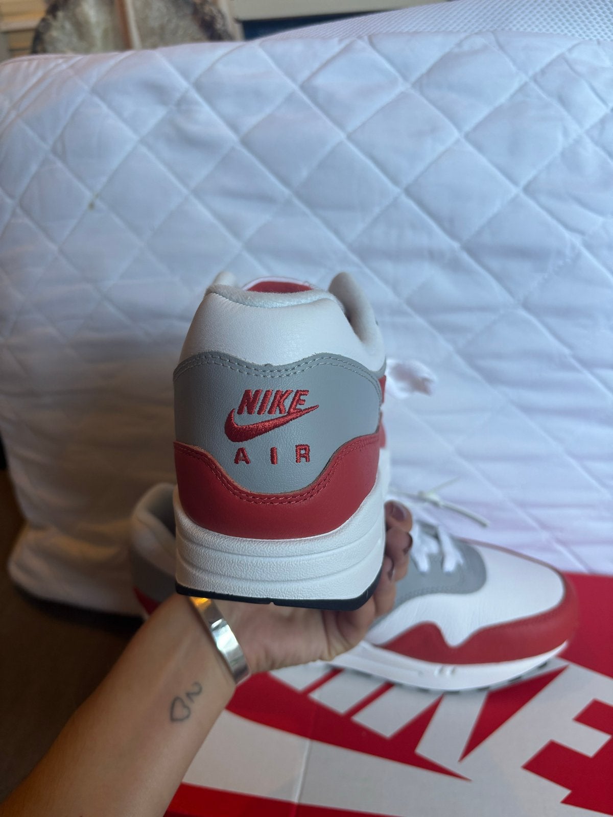 Nike Martian Sunrise lv8 Air Max 1 Limited Edition, Ophalen of Verzenden, Nieuw, Sneakers of Gympen