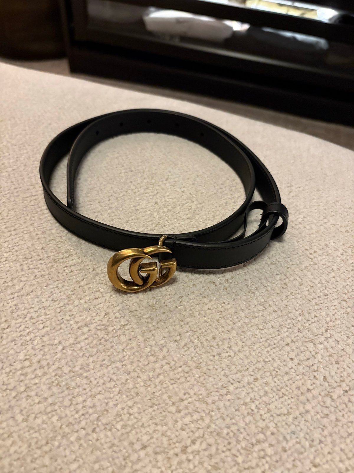 Gucci GG Marmont riem - Zwart leer met gouden gesp, Minder dan 3 cm, 80 tot 90 cm, Heupriem, Ophalen of Verzenden