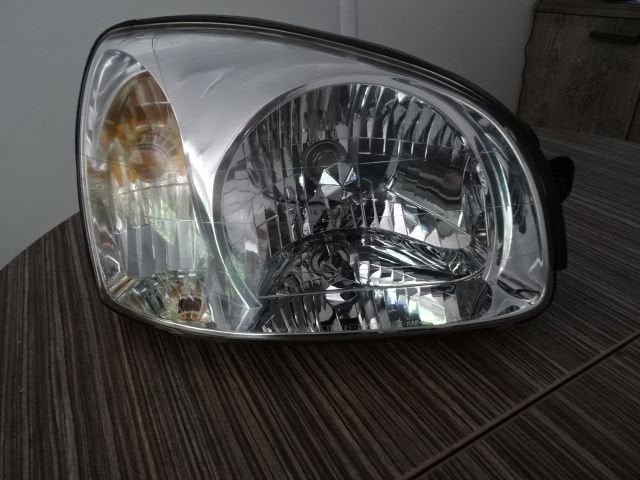 Koplamp Hyundai Santa Fe bj 2006 Rechts ZGAN., Gebruikt, -, Ophalen of Verzenden, Hyundai