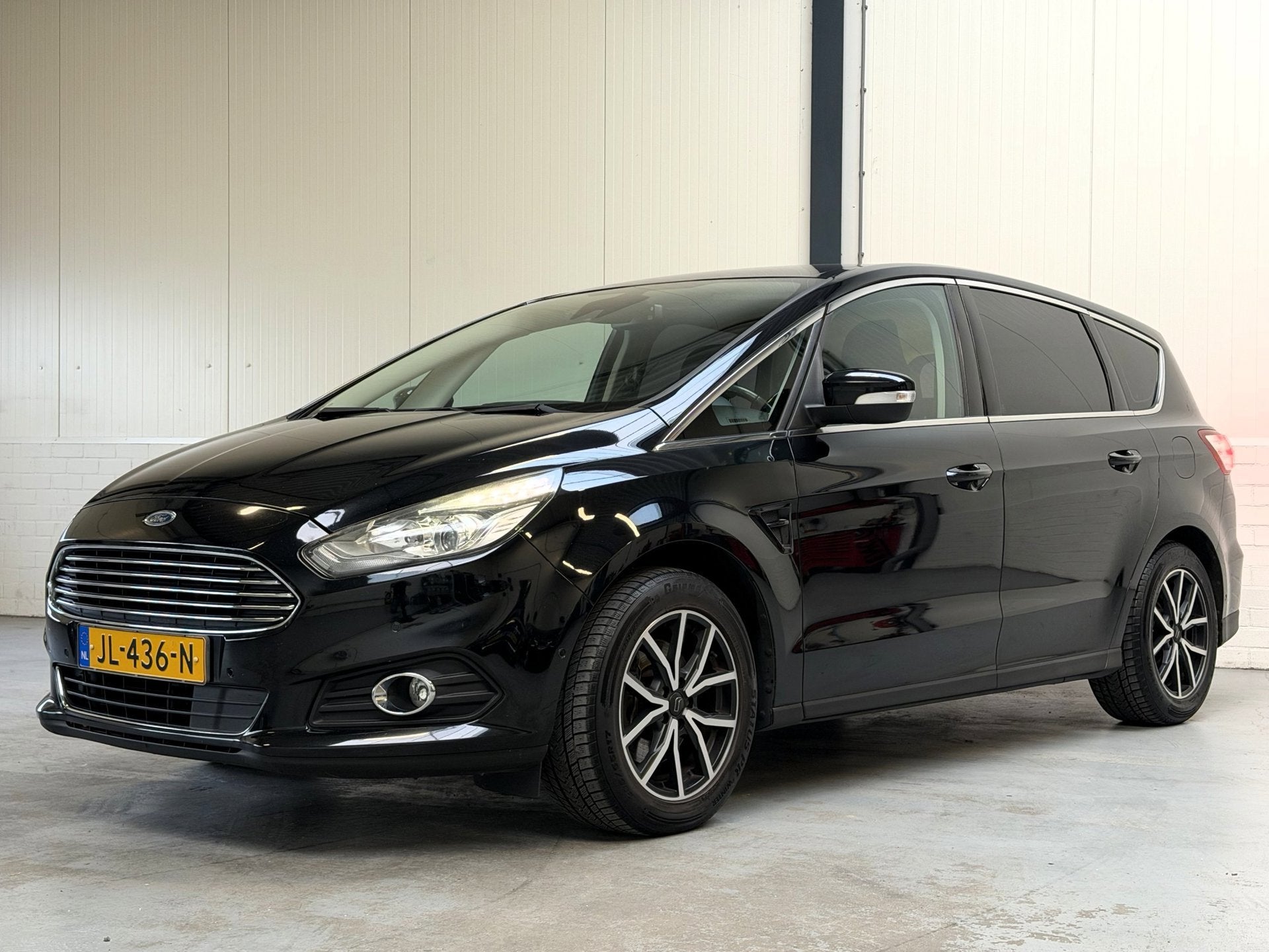 Ford S-Max 1.5 Titanium|Keyless|Riem V.V.|1e Eigenaar|Trekha, Auto's, Voorwielaandrijving, Dealer onderhouden, 4 cilinders, Zwart