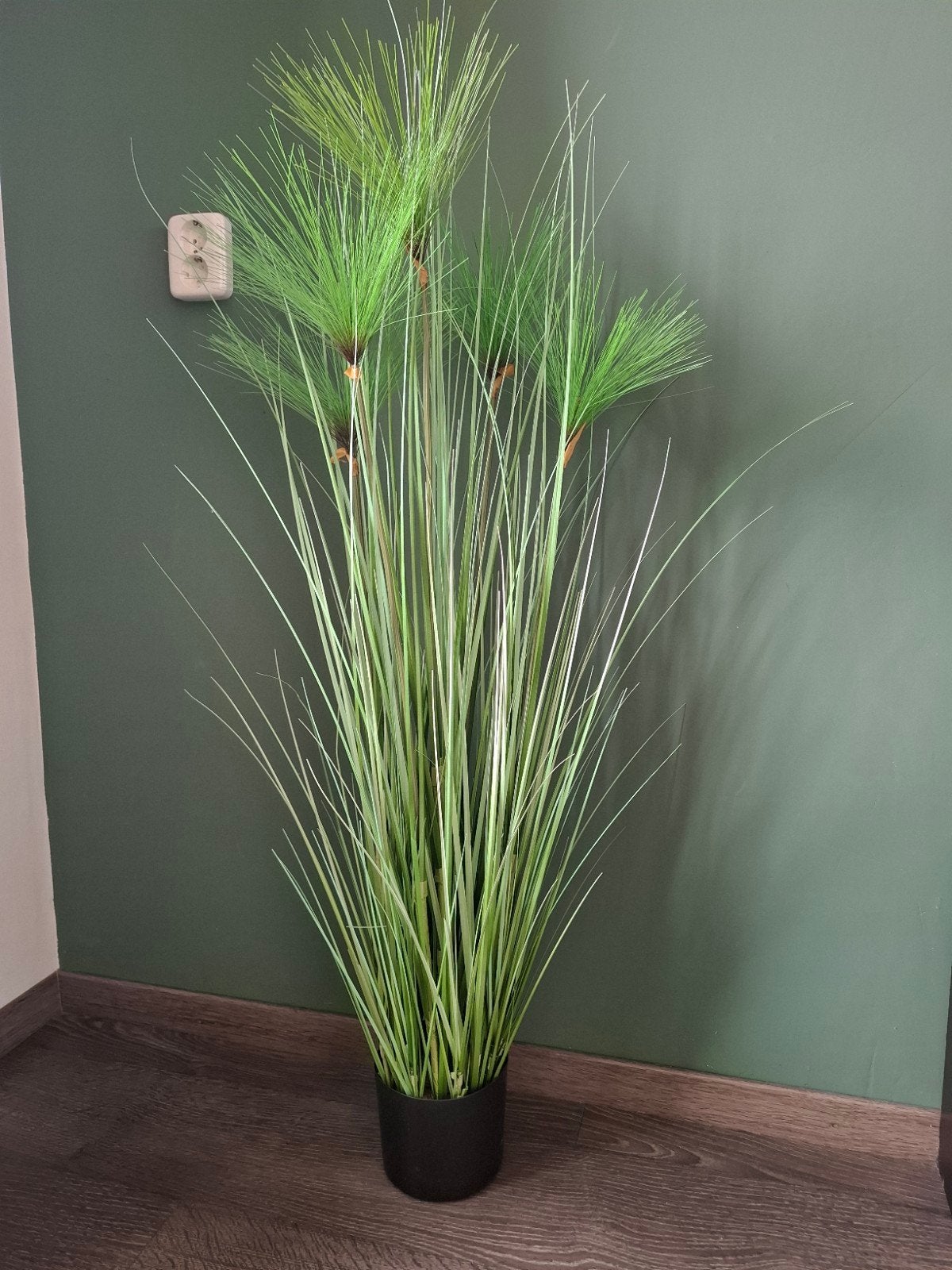 Grote kunstplant / siergras in pot., Ophalen, Binnen, Onderhoudsvrij, Kunstplant