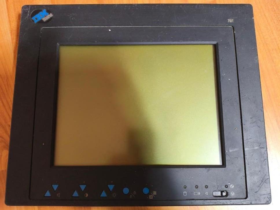 Foto 9 van ibm thinkpad 710 T model 2523