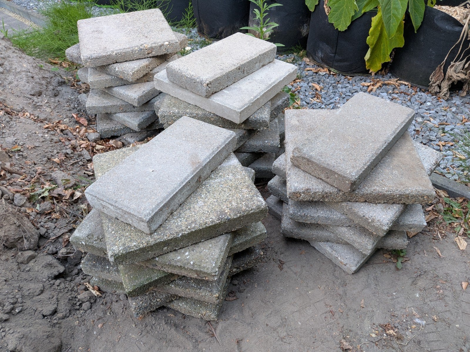 gratis betontegels in diverse formaten - gratis!, Ophalen, Gebruikt, Minder dan 5 m², Beton