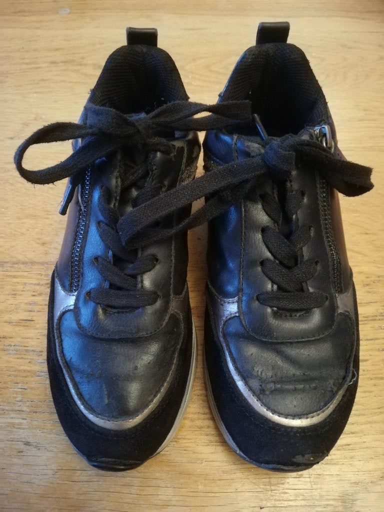 schoenen sneakers maat 36, Ophalen of Verzenden, Zo goed als nieuw, Sneakers of Gympen
