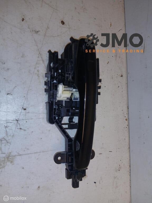 Deurgreep met frame  rechtsachter  Volvo XC60 2017-2022, Gebruikt, Ophalen of Verzenden, Volvo, Volvo