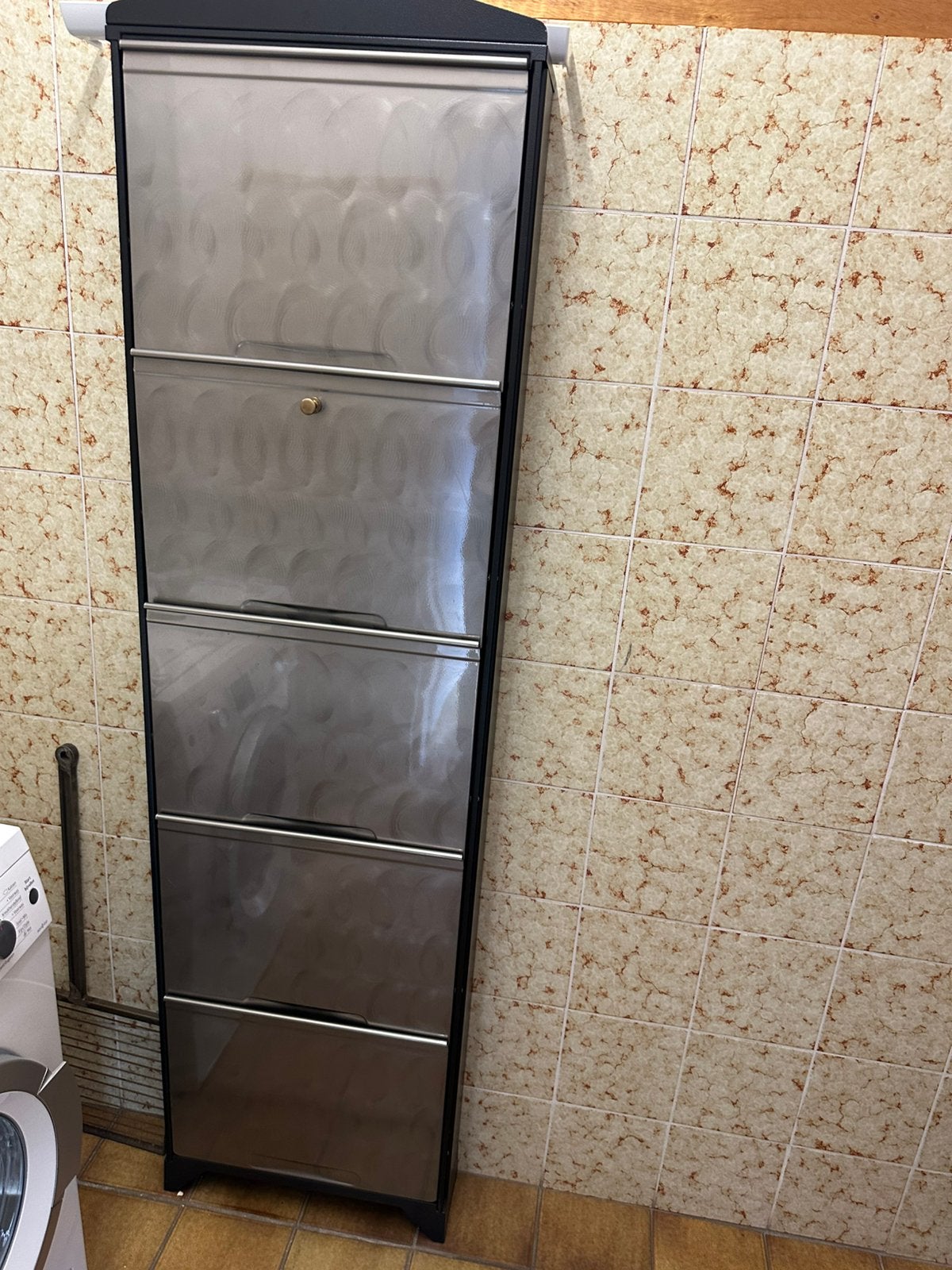 Schoenenkast metaal circa 1.70 cm, Ophalen, Zo goed als nieuw