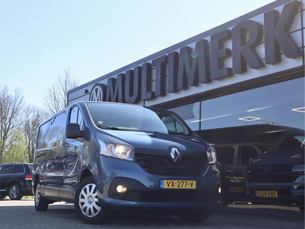 Renault Trafic 1.6 dCi DUBBELE CABINE (bj 2016), Auto's, Bestelauto's, Voorwielaandrijving, 15 km/l, Gebruikt, Euro 6