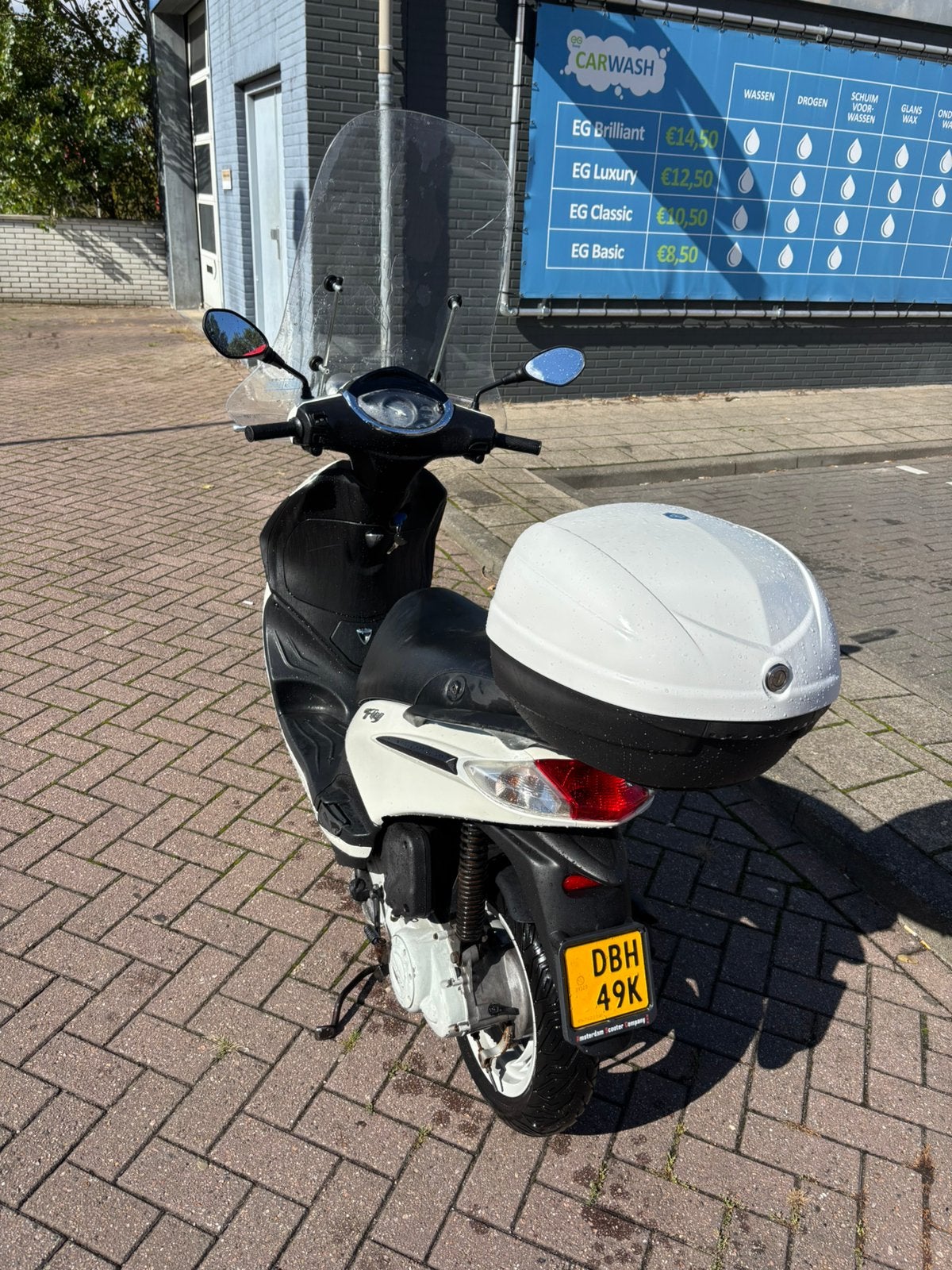 Foto 4 van Piaggio wit 2015