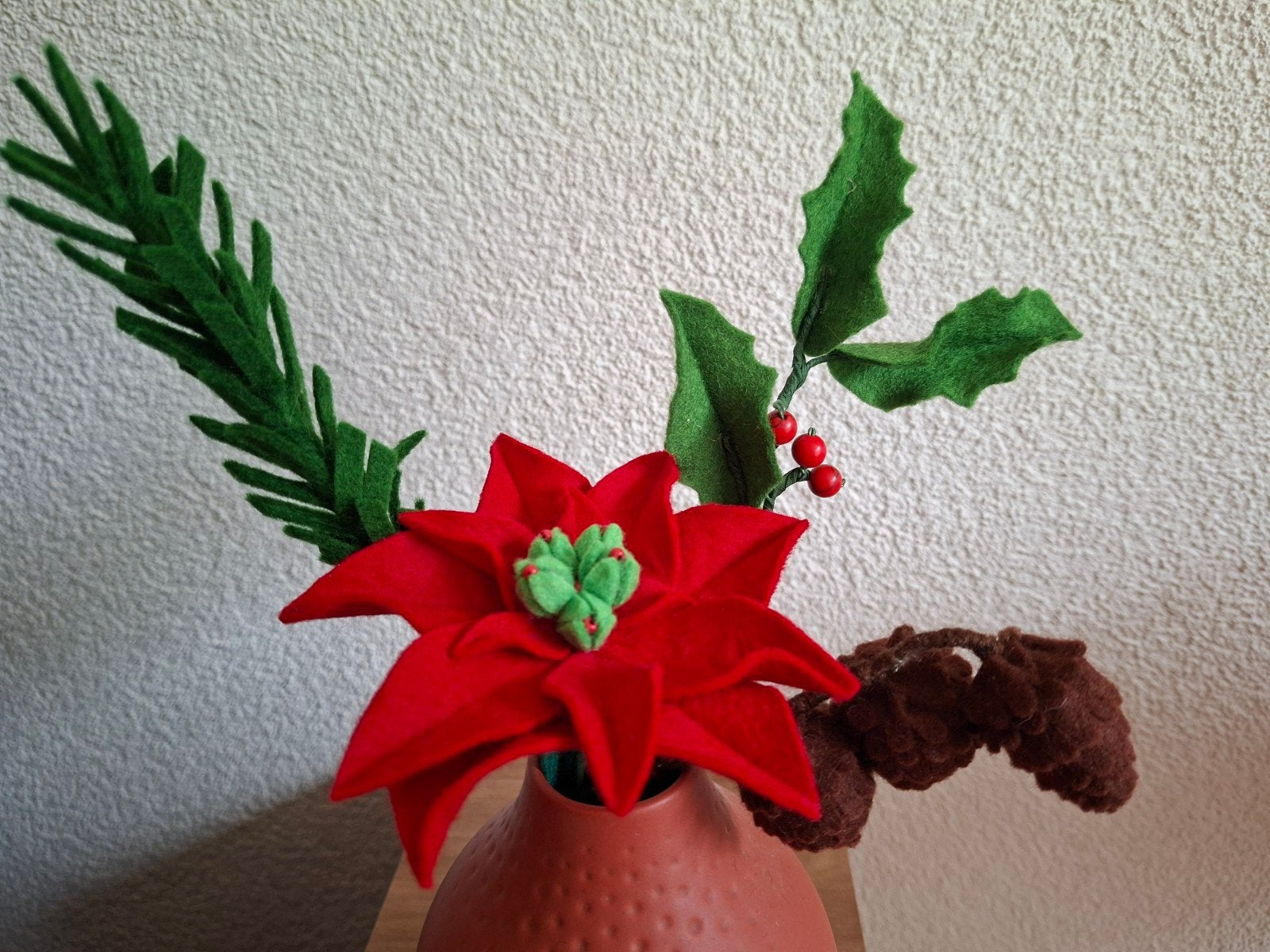 Kerstboeket van vilt, Huis en Inrichting, Ophalen of Verzenden, Nieuw