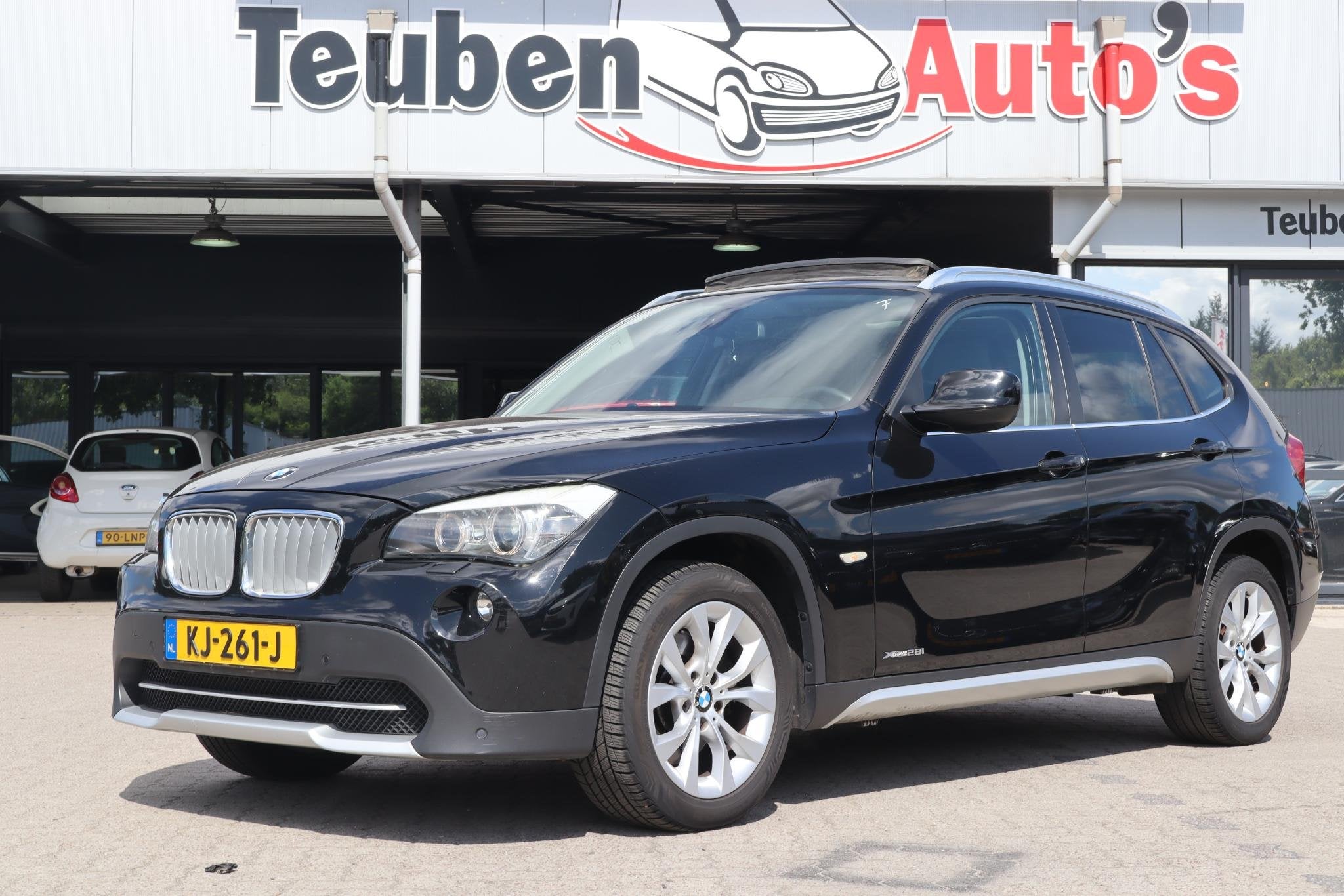 BMW X1 xDrive28i Executive | Panorama dak | Stoelverwarming, Auto's, Euro 5, Stof, Gebruikt, 4 cilinders