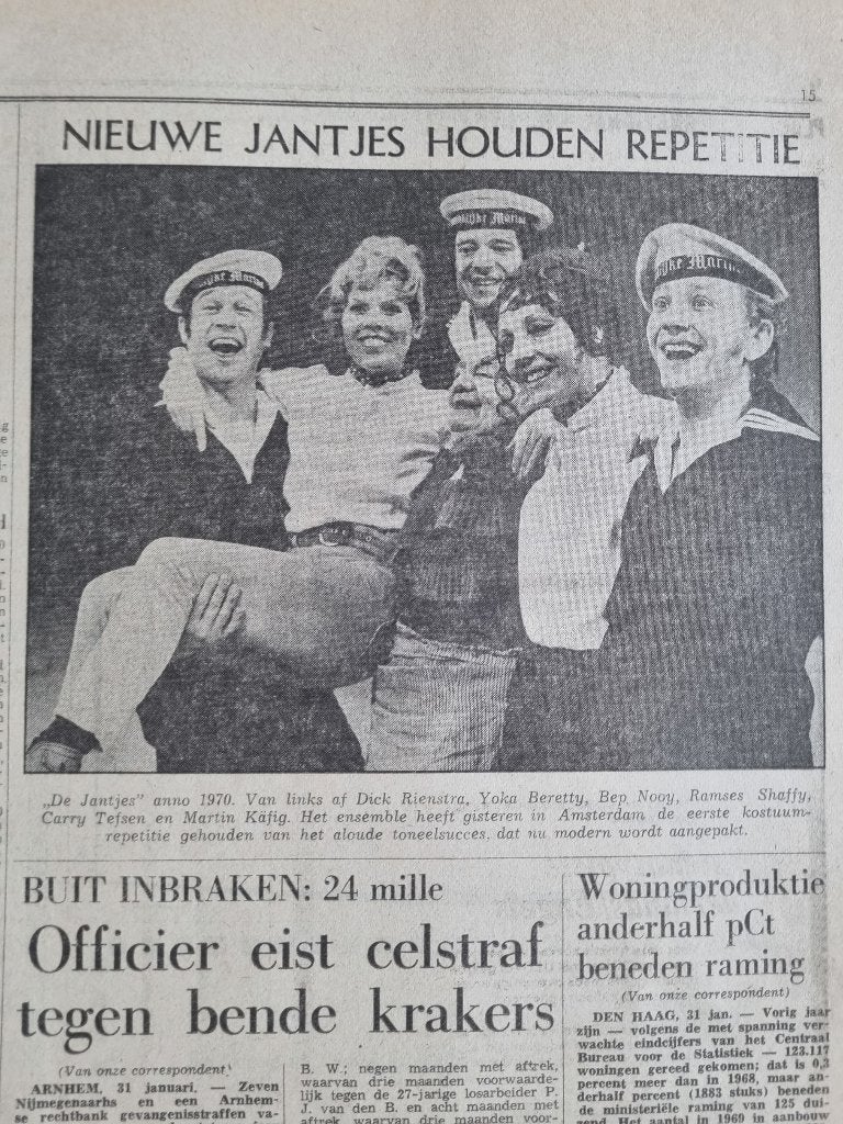 Ramses Shaffy en Carry Tefsen in musical De Jantjes (1970), Verzamelen, Ophalen of Verzenden, 1960 tot 1980, Knipsel(s)