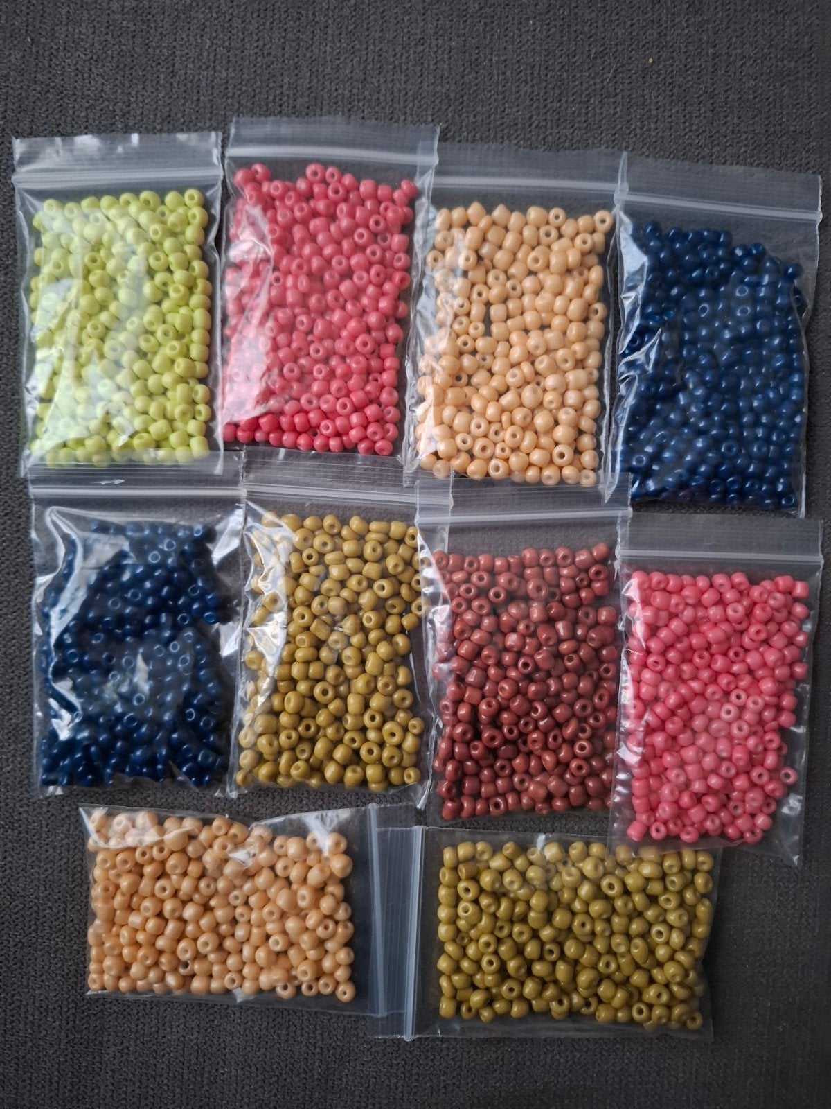 pakket 4 mm glaskralen rocailles partij roze blauw kralen, Kraal, -, -, Nieuw