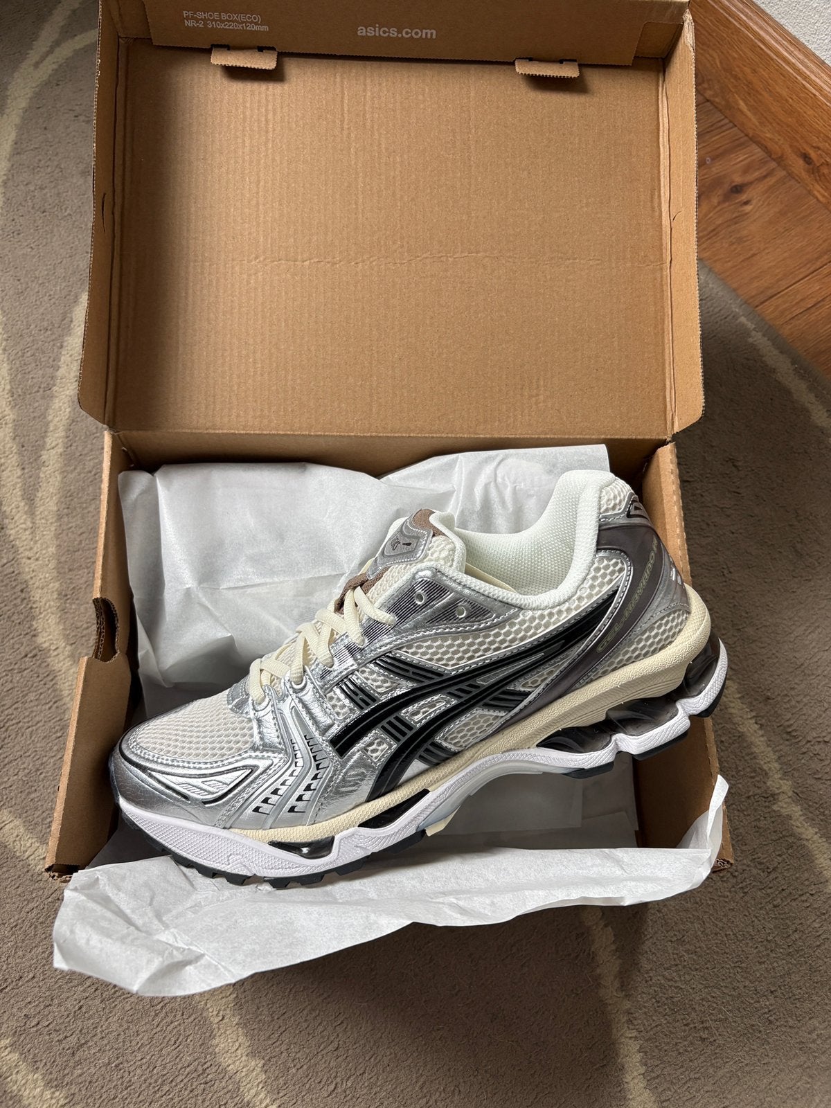 Asics gel kayano 14 Cream Black, Ophalen of Verzenden, Nieuw, Overige kleuren, Sneakers of Gympen