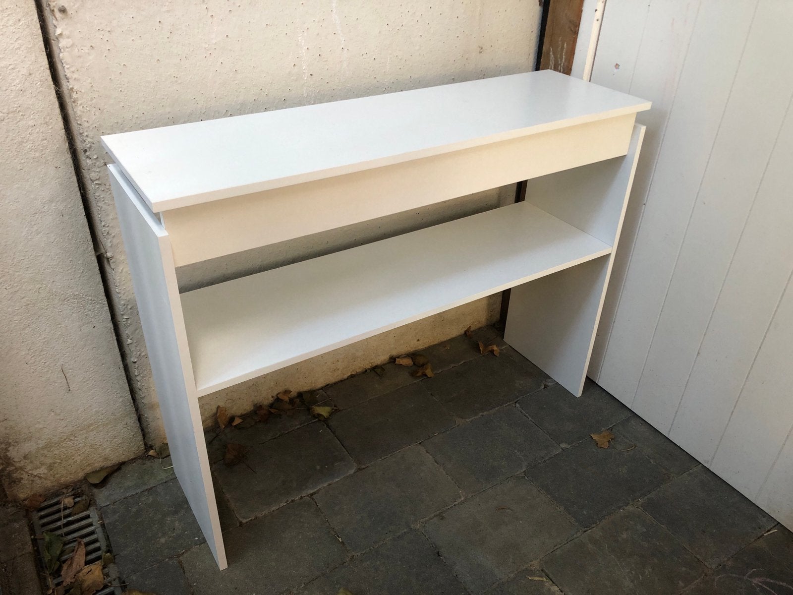 Handige witte sidetable | Zo goed als nieuw, Ophalen, 100 tot 150 cm, Zo goed als nieuw, 25 tot 50 cm