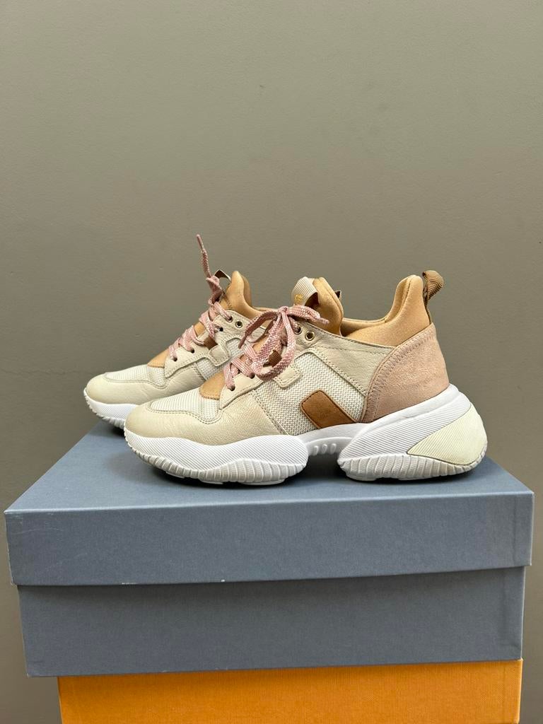 Hogan sneakers maat 37 in hippe kleurstelling, Kleding | Dames, Schoenen, Beige, Ophalen of Verzenden, Sneakers of Gympen, Zo goed als nieuw