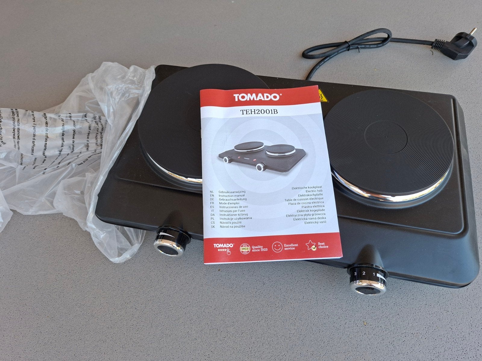 Tomado TEH2001B Elektrische Kookplaat - NIEUW, Witgoed en Apparatuur, Kookplaten, Ophalen, Nieuw, 3 kookzones of minder, Vrijstaand
