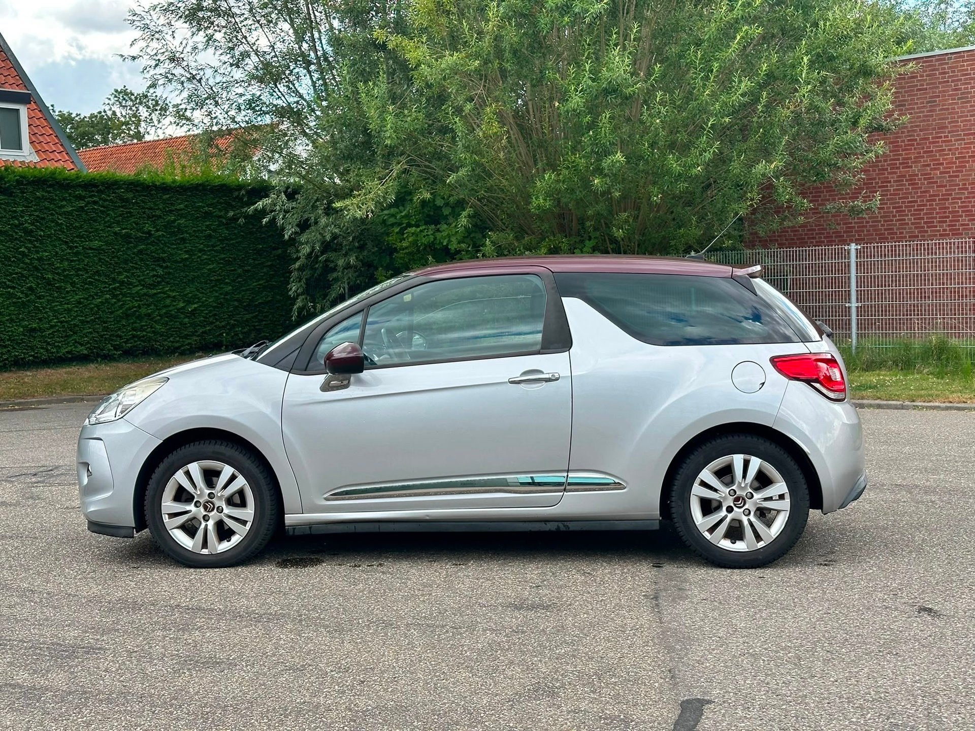 Citroen DS3 1.6 VTi So Chic Automaat*Cruise*Clima*Parkeersen, Auto's, 15 km/l, Gebruikt, 4 cilinders, 1064 kg