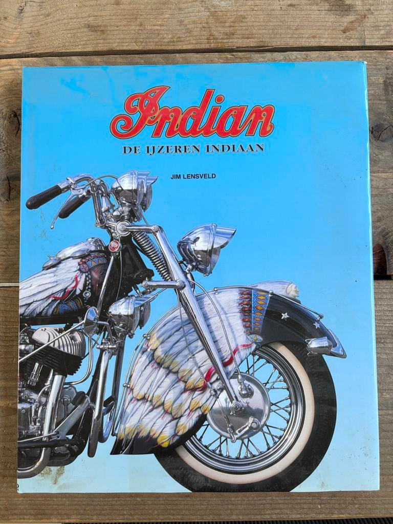 Indian: De IJzeren Indiaan - Jim Lensveld (Motorboek), Ophalen of Verzenden, Zo goed als nieuw, Algemeen