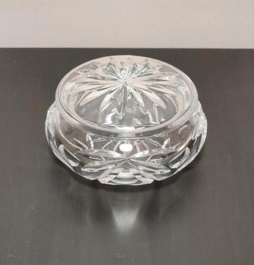 Kristallen bonbonnière Val Saint Lambert, Antiek en Kunst, Antiek | Glas en Kristal, Ophalen of Verzenden
