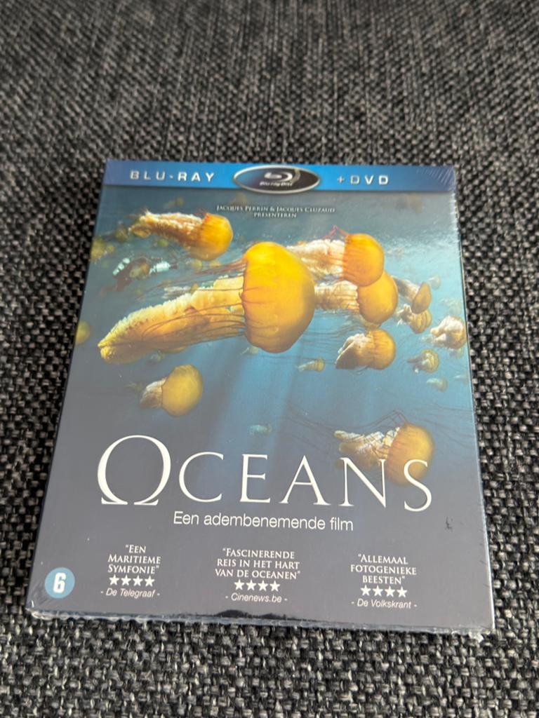 Oceans Blu-ray + DVD - Documentaire over de oceaan, Cd's en Dvd's, Blu-ray, Ophalen of Verzenden, Nieuw in verpakking, Documentaire en Educatief