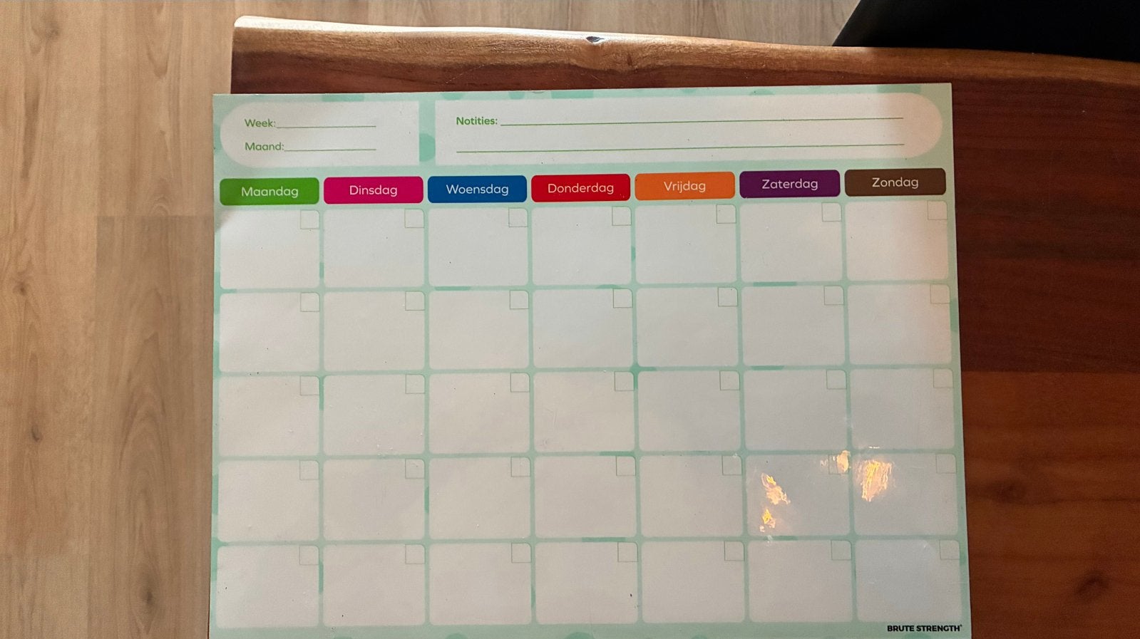 Brute Strength magnetische weekplanner en maandplanner kids, Diversen, Ophalen, Zo goed als nieuw