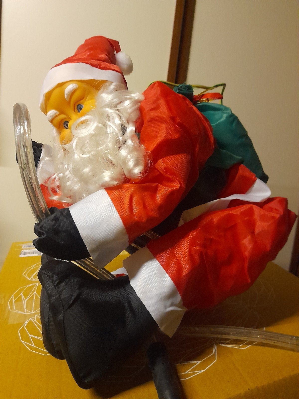 Klimmende kerstman op lichtslinger, Ophalen of Verzenden