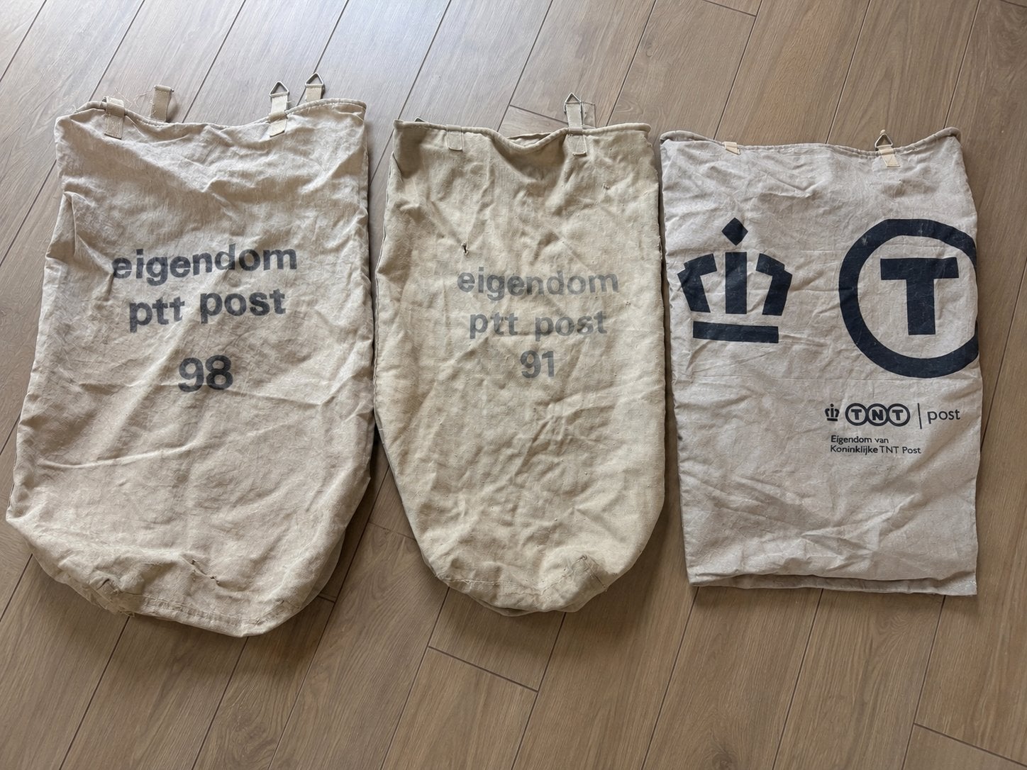 PTT Post (91 en 98) en TNT postzak., Ophalen, Gebruikt