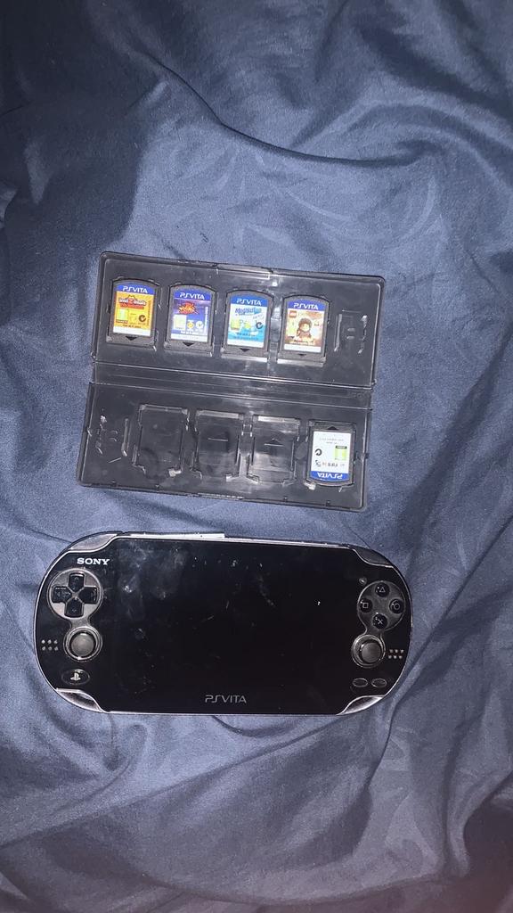 Ps vita met games, Avontuur en Actie, Gekoppelde computers, 1 speler, Ophalen of Verzenden