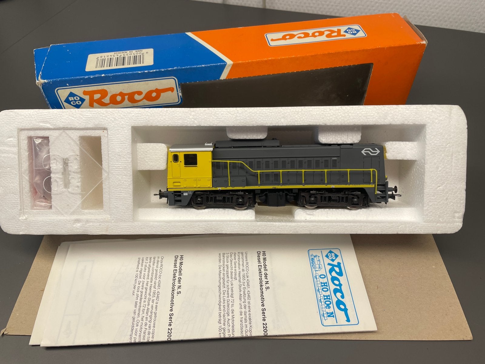 Roco 43461 serie 2200 van de NS, Analoog, Ophalen of Verzenden, Zo goed als nieuw, Roco
