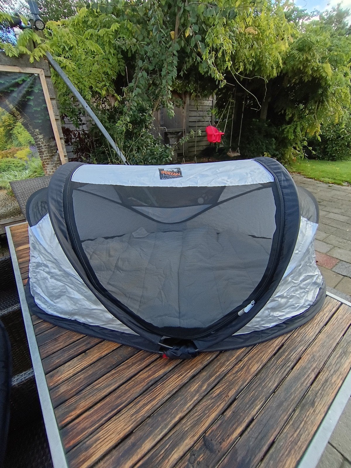 Deryan Pop Up Tentje met Zelf Opblaasbaar Matras, Kinderen en Baby's, Ophalen of Verzenden, Gebruikt, Reisbedje