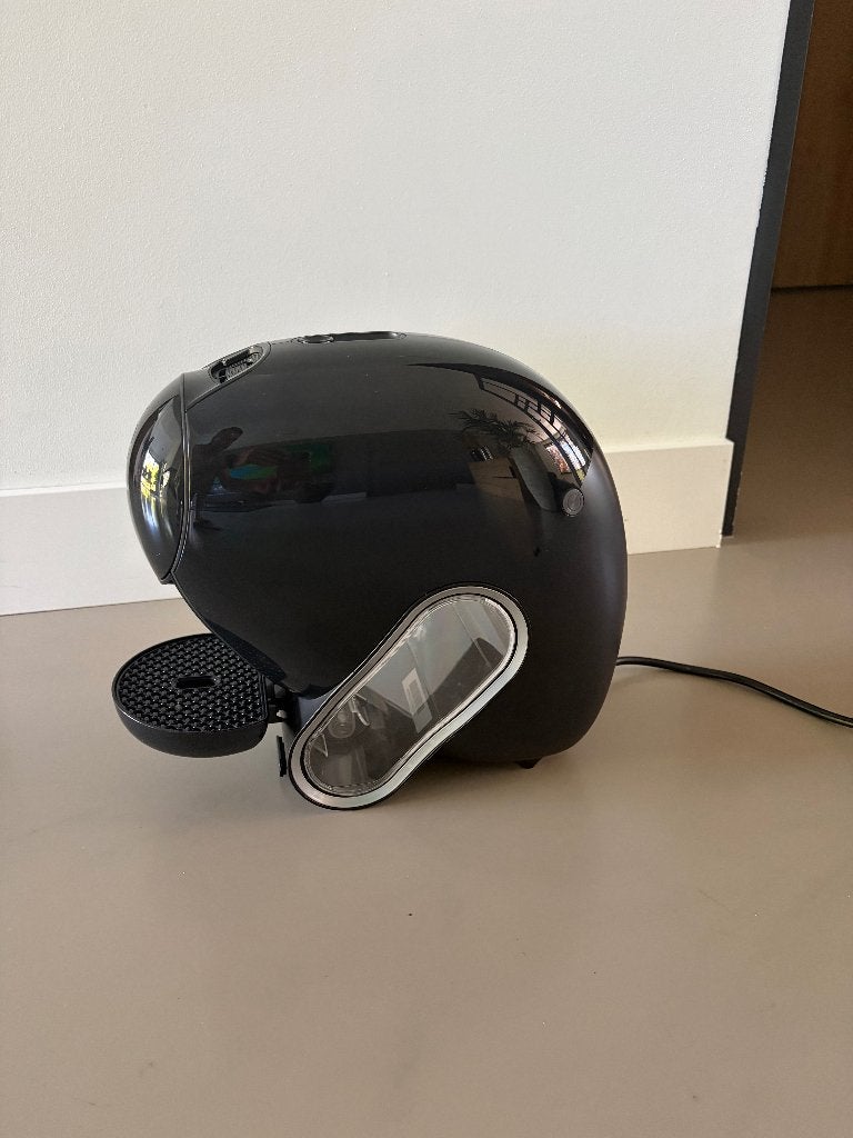 Dolce Gusto Neo Nescafé Koffiezet apparaat, Ophalen, Koffiemachine, Zo goed als nieuw, Koffiepads en cups