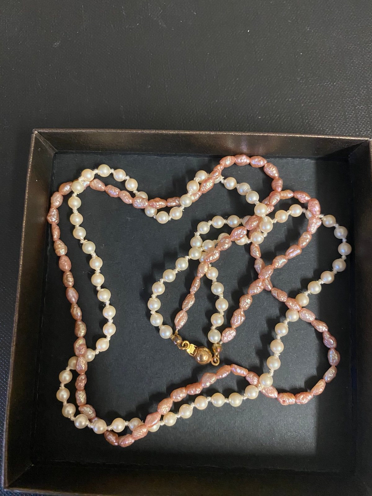 Zoetwater parel ketting 2 kleurig, Ophalen of Verzenden, Zo goed als nieuw, Roze, Accessoires