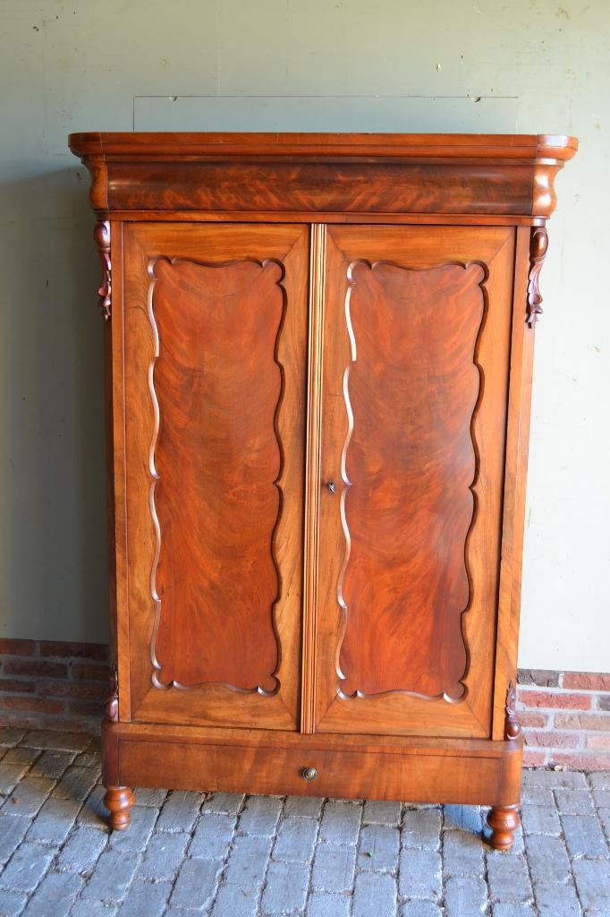 Prachtige antieke mahonie biedermeier meidenkast., Verzenden