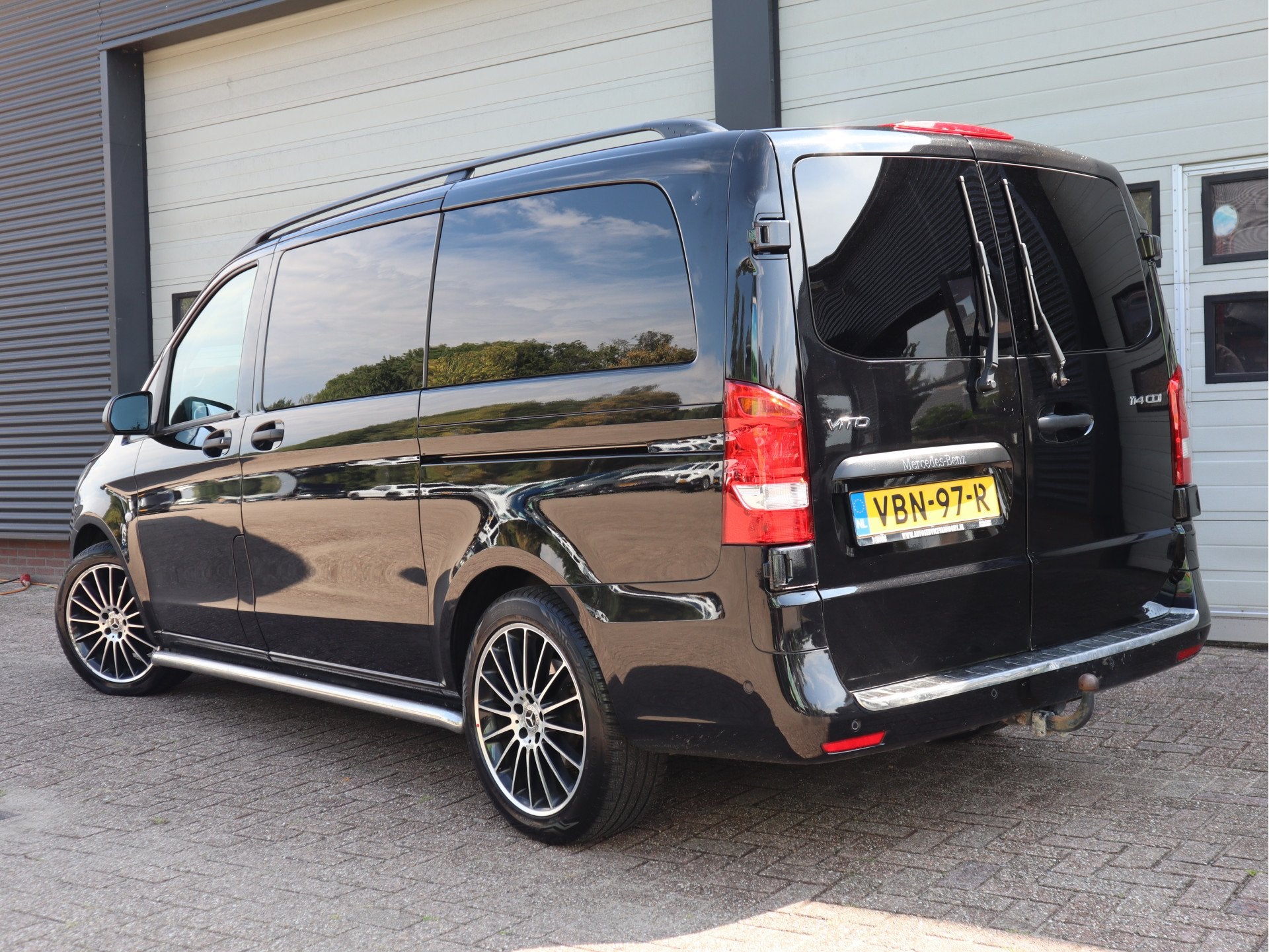 Mercedes-Benz Vito 114 CDI Automaat Euro 6 - DC 5 Pers. - 2x, Auto's, Automaat, Gebruikt, 4 cilinders, Zwart